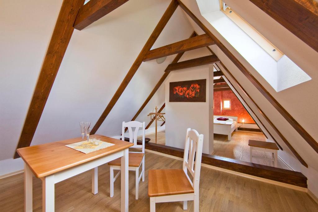 Vila Johanka & Apartments Cesky Krumlov Phòng bức ảnh